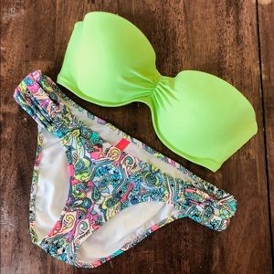 Victoria’s Secret Paisley Neon Bikini 💚🌺